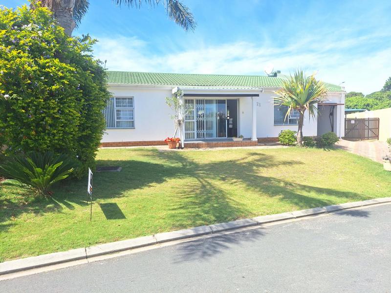 3 Bedroom Property for Sale in Fraaiuitsig Western Cape